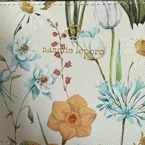 NWT NANETTE LEPORE ZIP CARD CASE WRISTLET WALLET CARDHOLDER - Picture 3 of 3